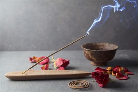 Awakening the Senses: How Smells Can Heighten Your Magical Practice